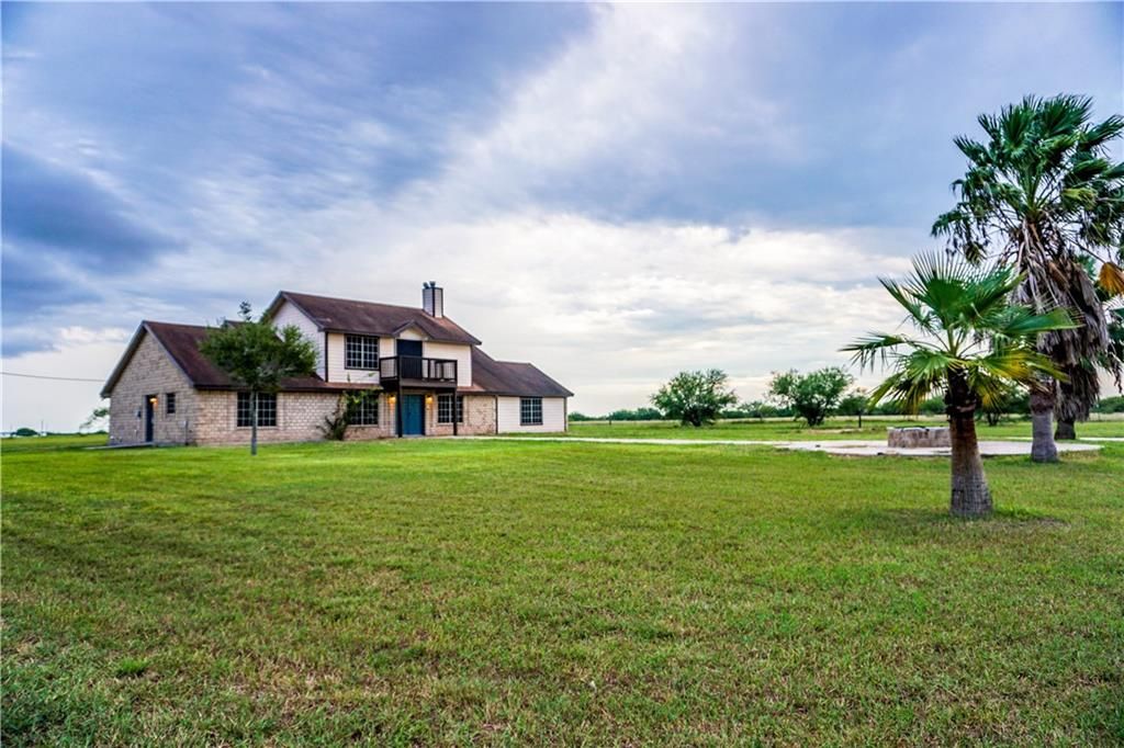 10 Acres, 192 County Road 222, Orange Grove, TX 78372 Land and Farm