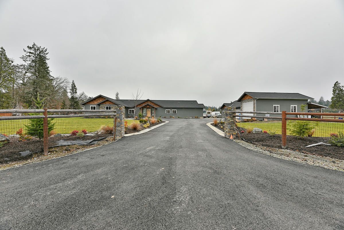 2.5 Acres, 3001 SW Elmer Nelson Lane, Grants Pass, OR 97527 Land and Farm