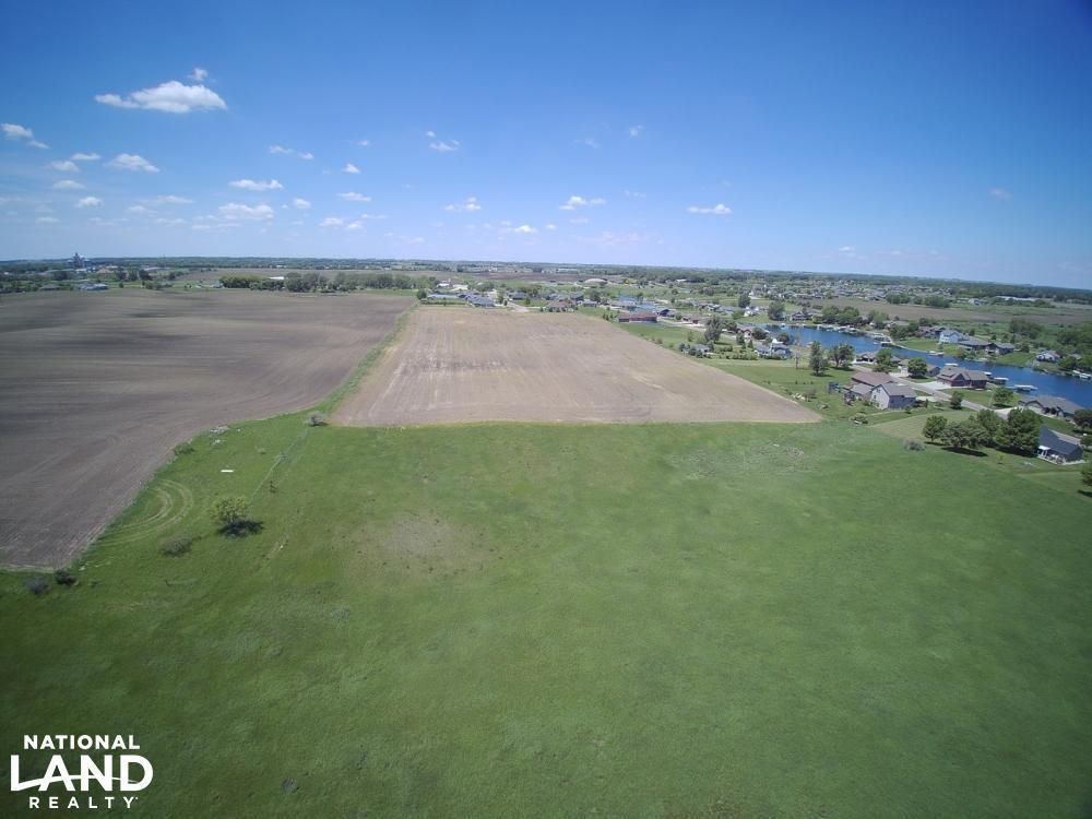 0123 Woodlyn Drive, Milford, IA 51351 Land and Farm