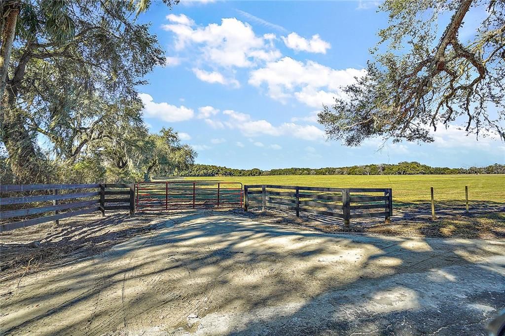 10 Acres, CR 707, ster, FL 33597 Land and Farm