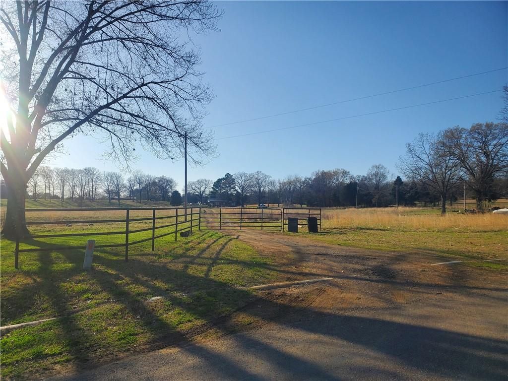 28 Acres, TBD S 4705 RD, Muldrow, OK 74948 Land and Farm