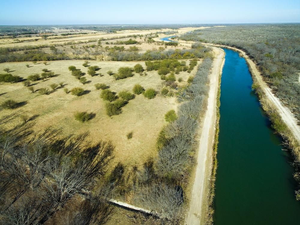 589 acres in Quemado, TX, 78877 Land and Farm