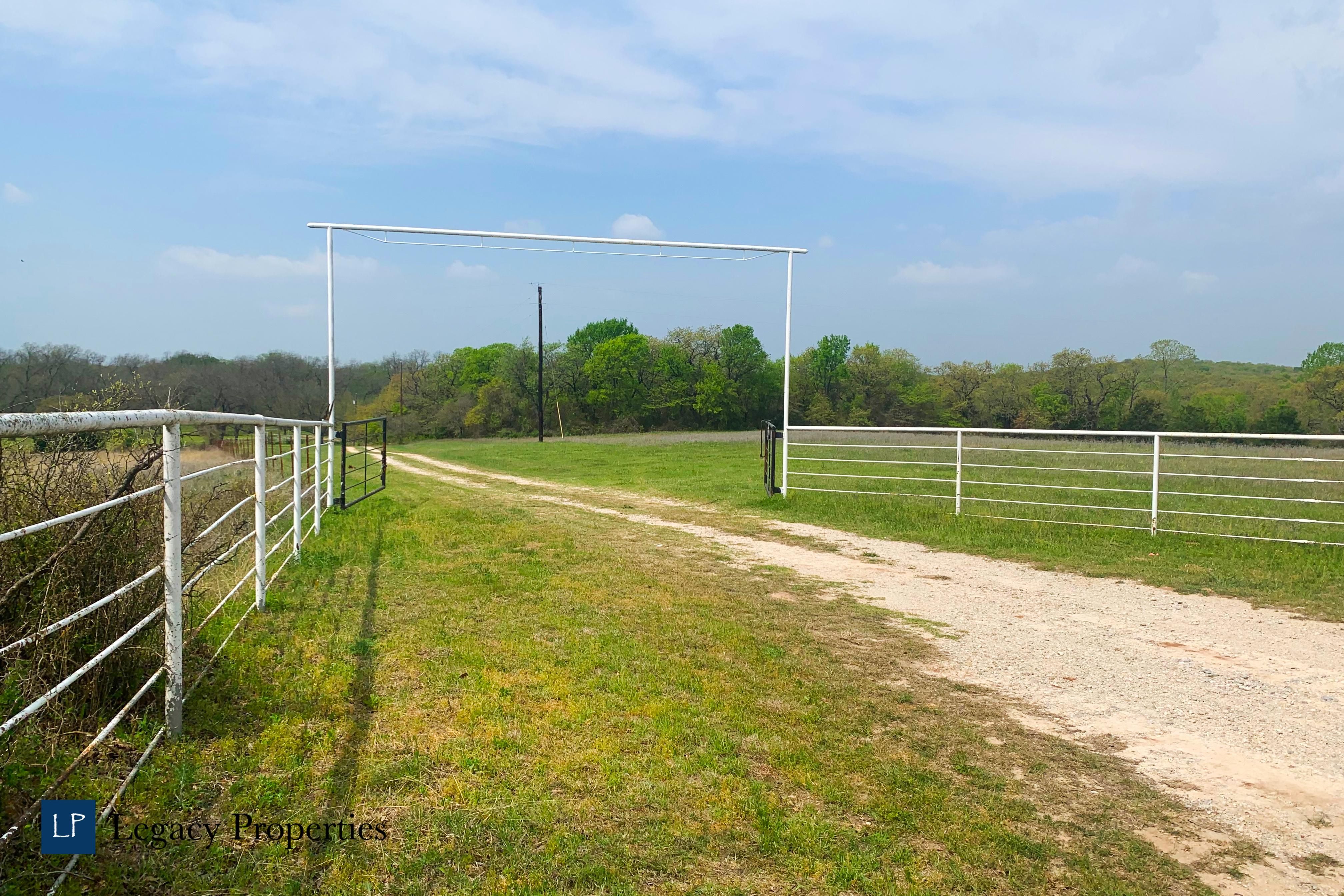 34.63 Acres, 730 County Road 1591, Alvord, TX 76225 Land and Farm