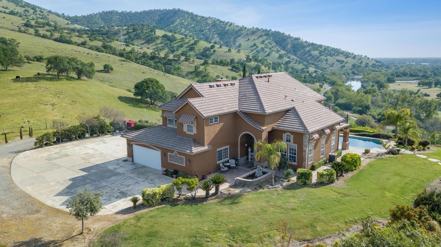 40 Acres, 25139 Elwood Road, Sanger, CA 93657 Land and Farm