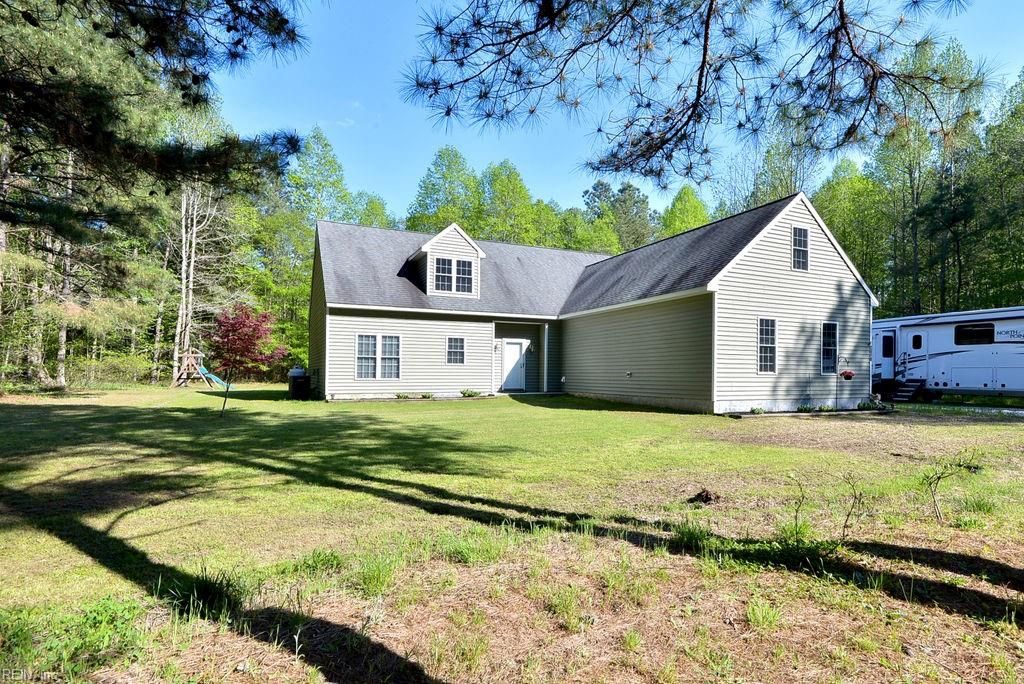 2.08 Acres, 2070 Hubbard Road, Lanexa, VA 23089 Land and Farm