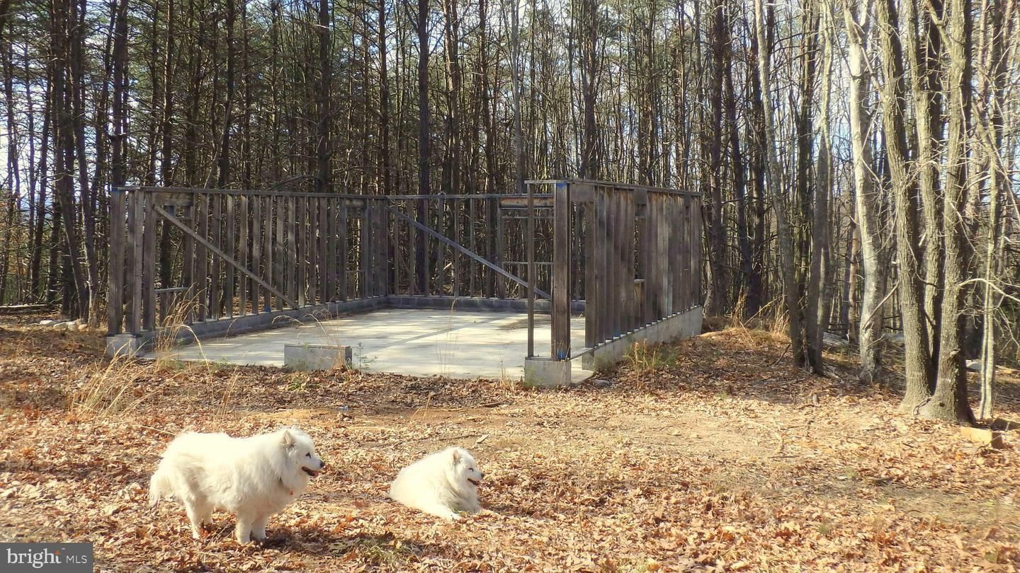 Black Oak Drive, Moorefield, WV 26836 MLS WVHD106878 Land and Farm