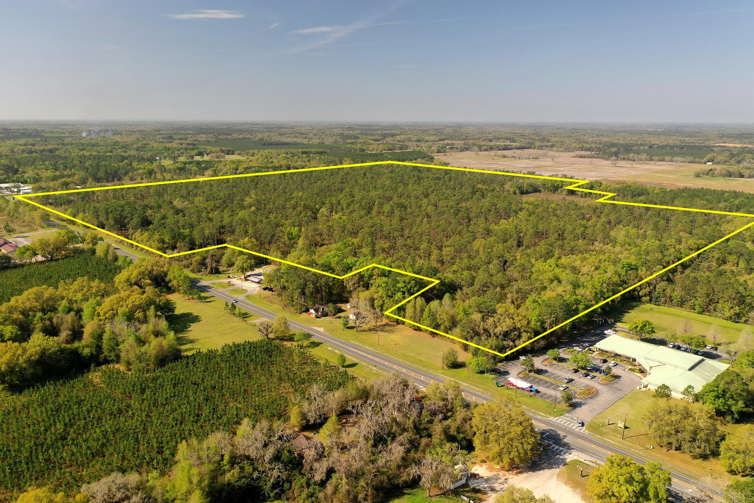 9833 U.S. 129, Live Oak, FL 32060 Land and Farm