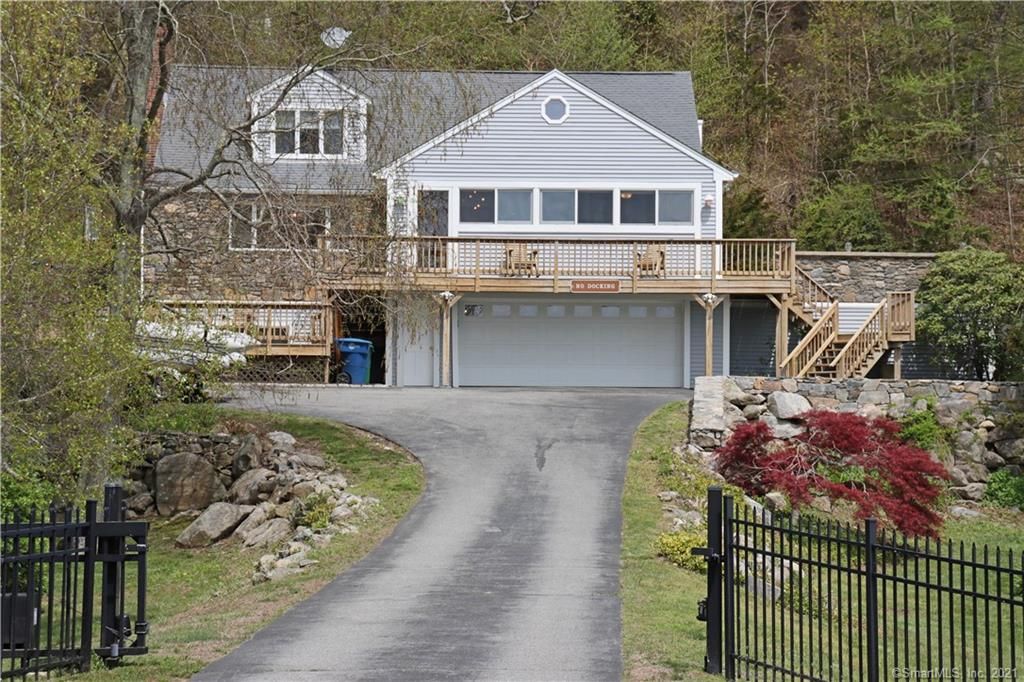 1.12 Acres, 161 Niantic River Road, Waterford, CT 06385 Land and Farm