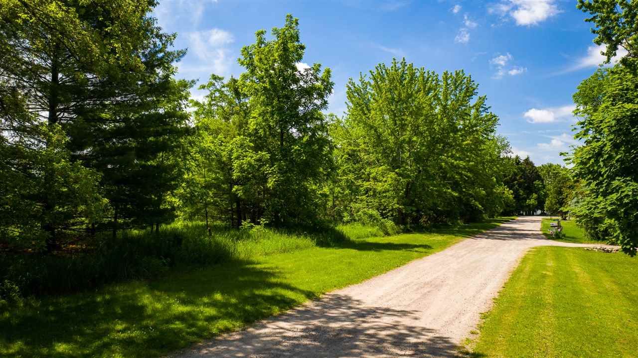 8 Acres, WOODVIEW Road, Winneconne, WI 54986 Land and Farm