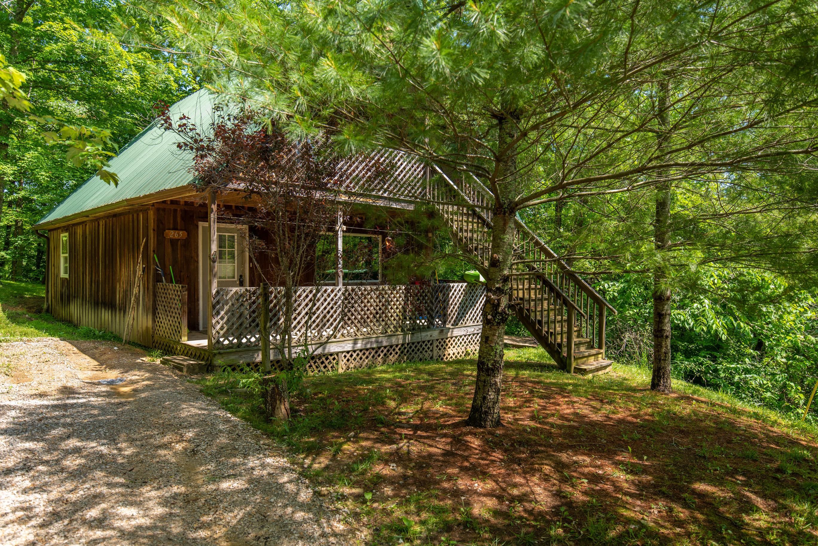 34.27 acres in Frenchburg, KY, 40322 MLS Two Cabins on 34 Acres