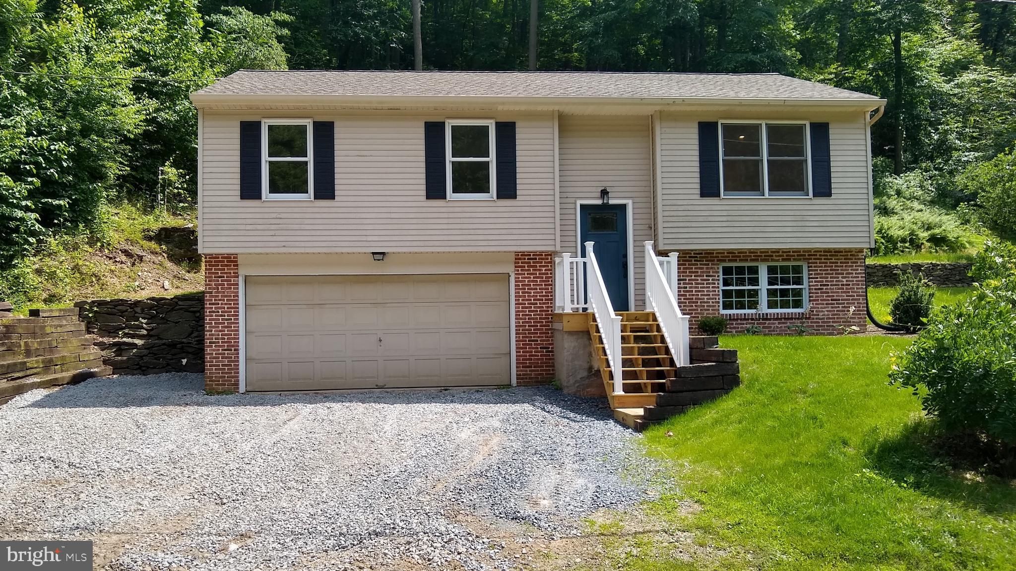 3 Acres, 532 BRIDGE VALLEY ROAD, Pequea, PA 17565 Land and Farm