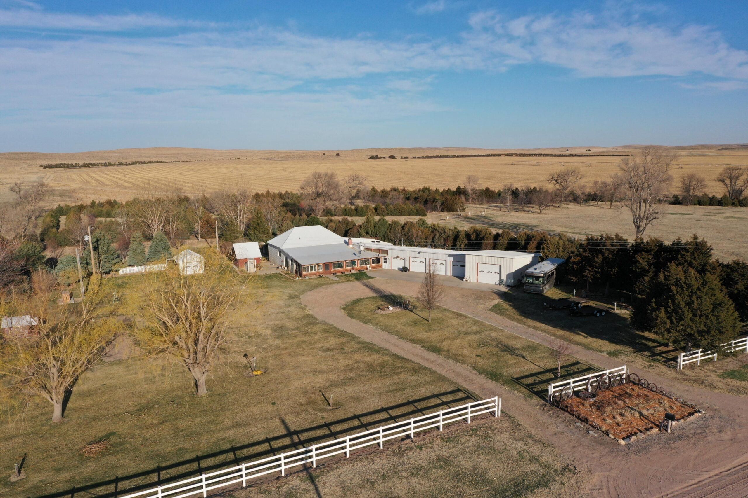 73292 314 Avenue 69023, Lamar, NE 69023 Land and Farm
