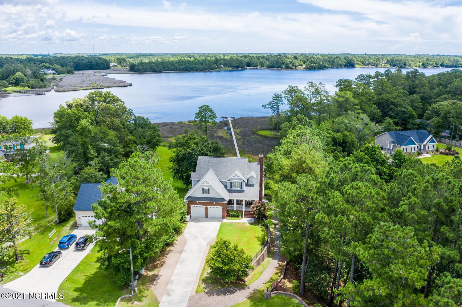 1.75 Acres, 142 E Ivybridge Drive, Hubert, NC 28539 Land and Farm