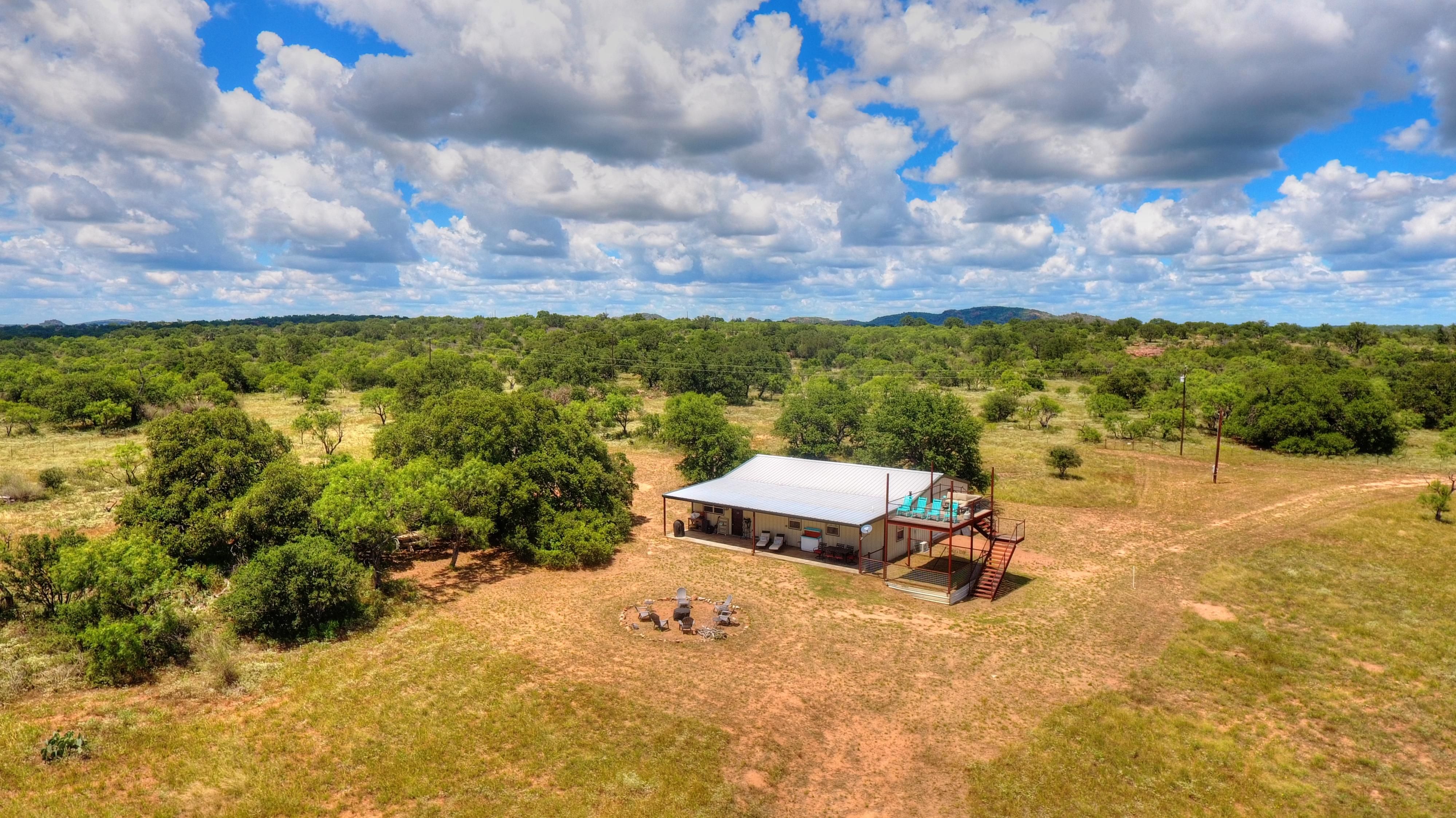 125 Scheerbaum Platz, Llano, TX 78643 Land and Farm