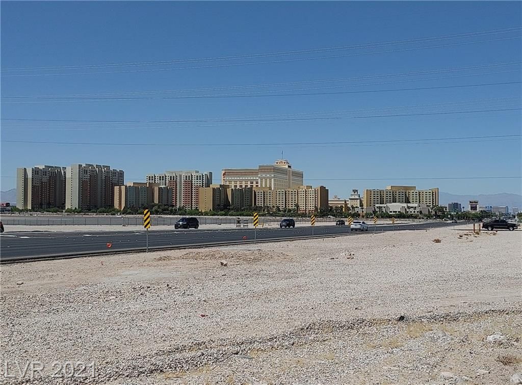 2.54 Acres, 10300 Giles St & 10300 Las Vegas Blvd Boulevard, Las Vegas