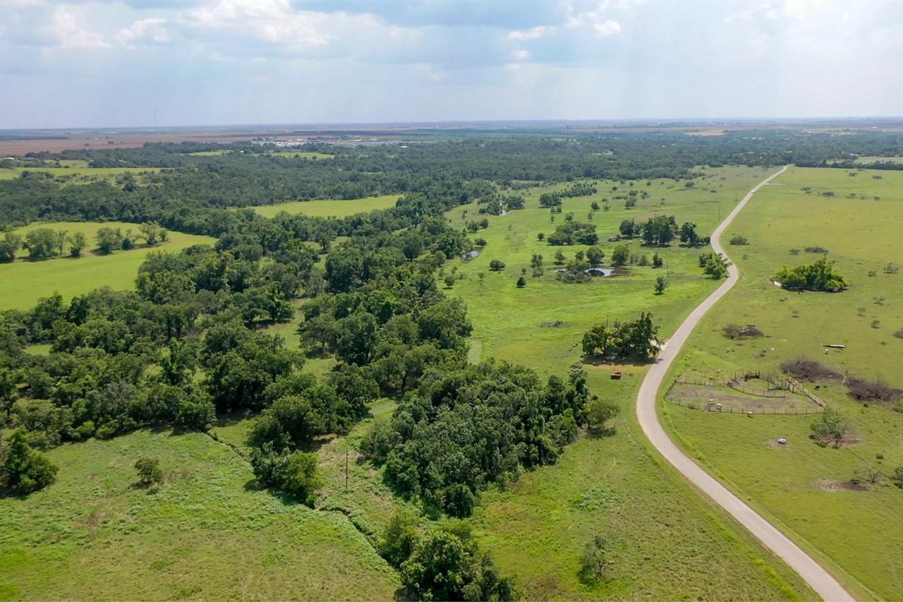 00 E. Travis Rd., Holland, TX 76534 Land and Farm