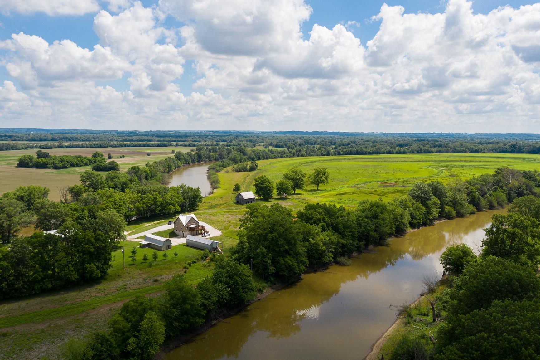 306 Acres, 680 Twin Rivers Road, Old Monroe, MO 63369 Land and Farm