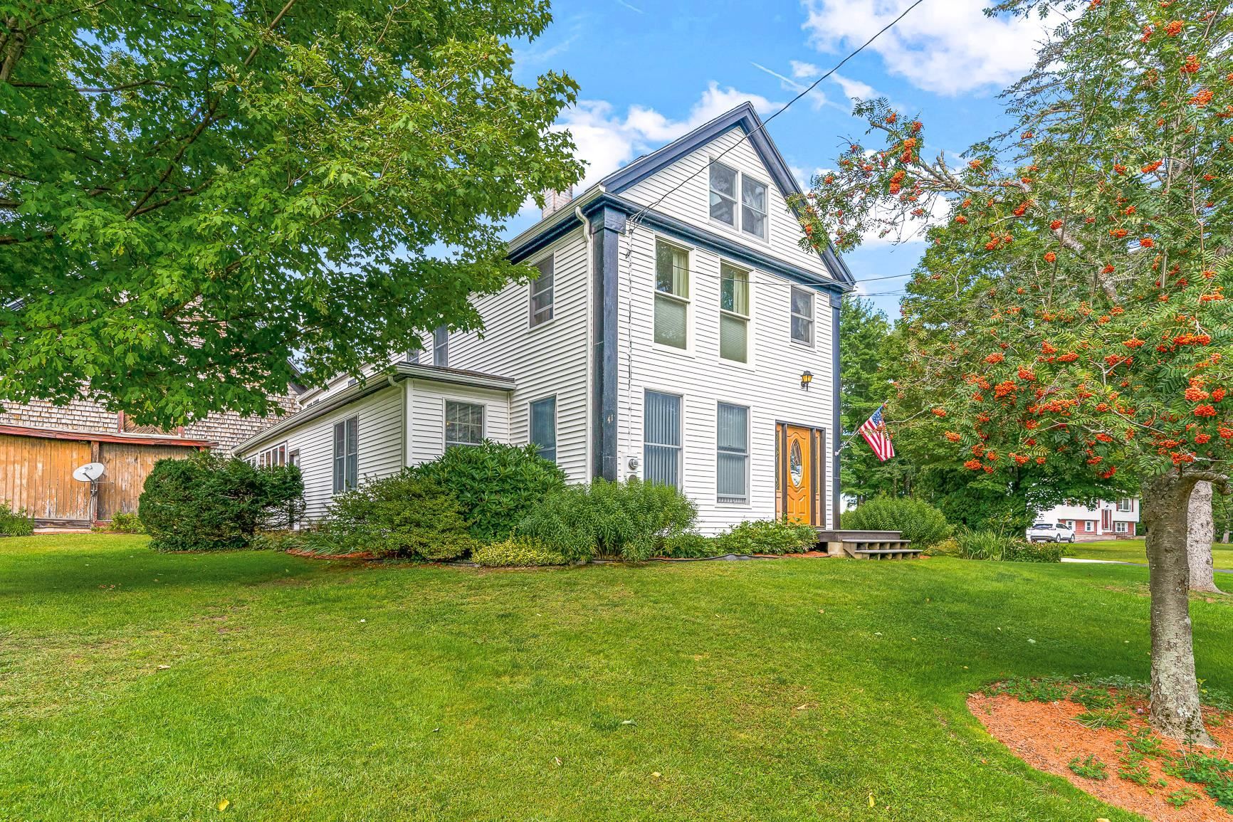 3 Acres, 41 Highland Street, Newton, NH 03858 Land and Farm