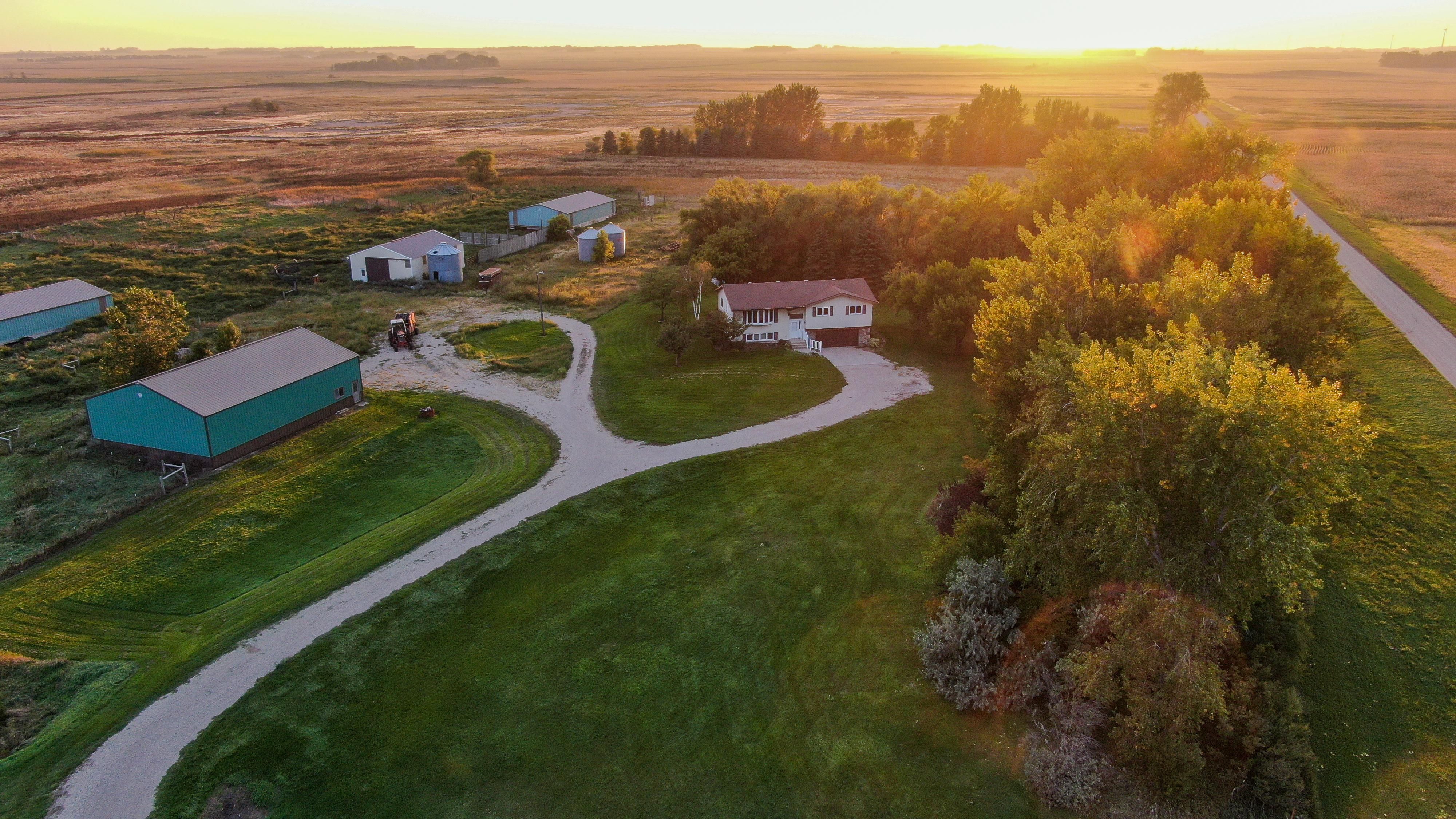 10 Acres, 2605 127th Ave SE, Oriska, ND 58063 Land and Farm