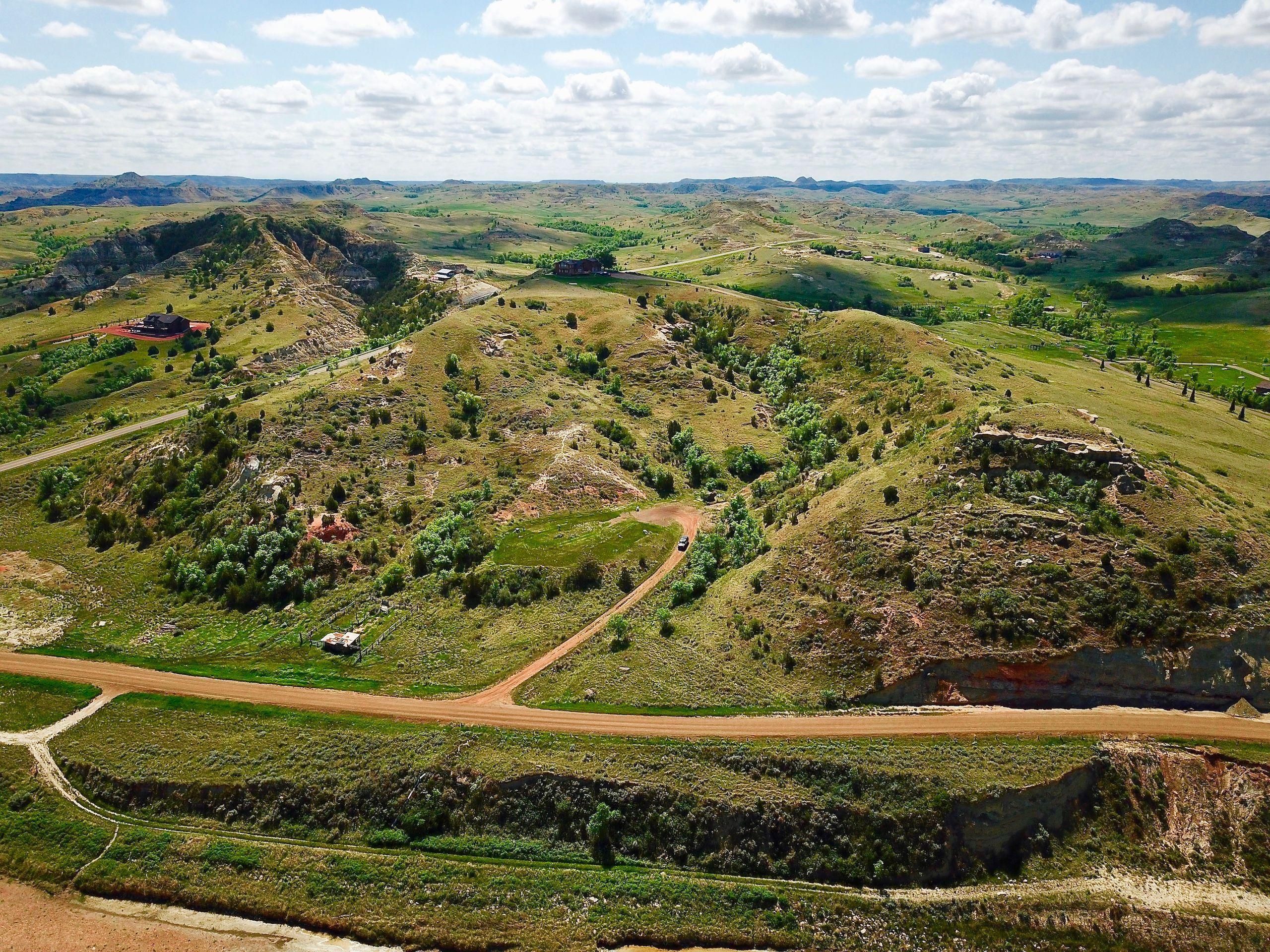 14612 River Drive, Medora, ND 58645 Land and Farm