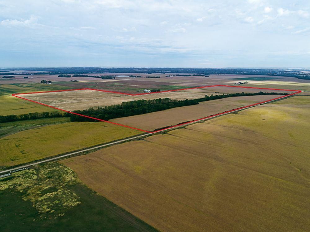 193 acres in Wamego, KS, Land and Farm