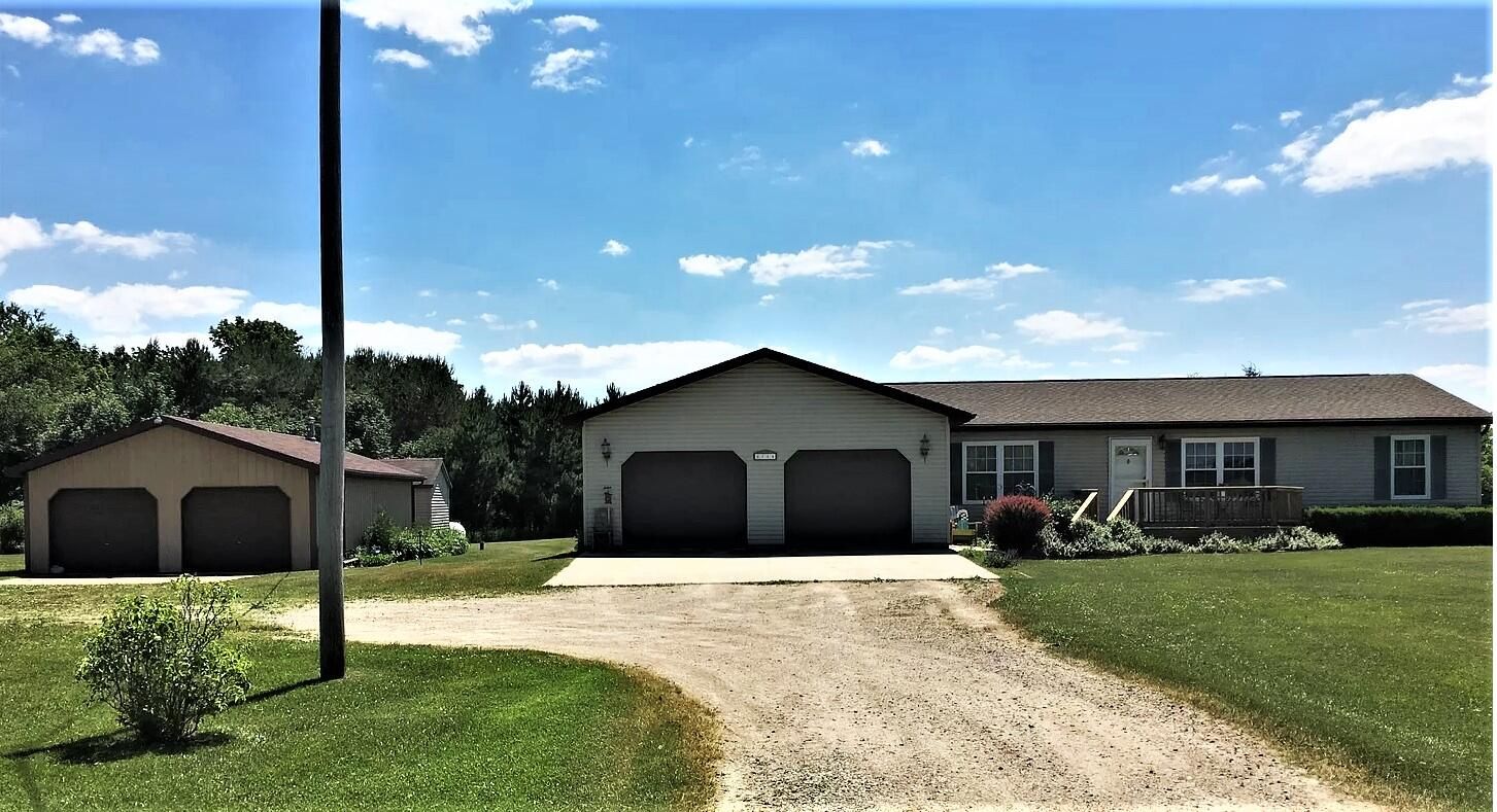 3 Acres, 2714 E Blanchard Road, Shepherd, MI 48883 Land and Farm