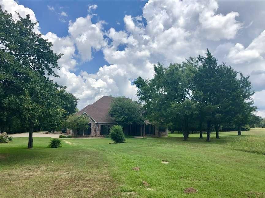 2085 County Road 114, Whitesboro, TX 76263 Land and Farm
