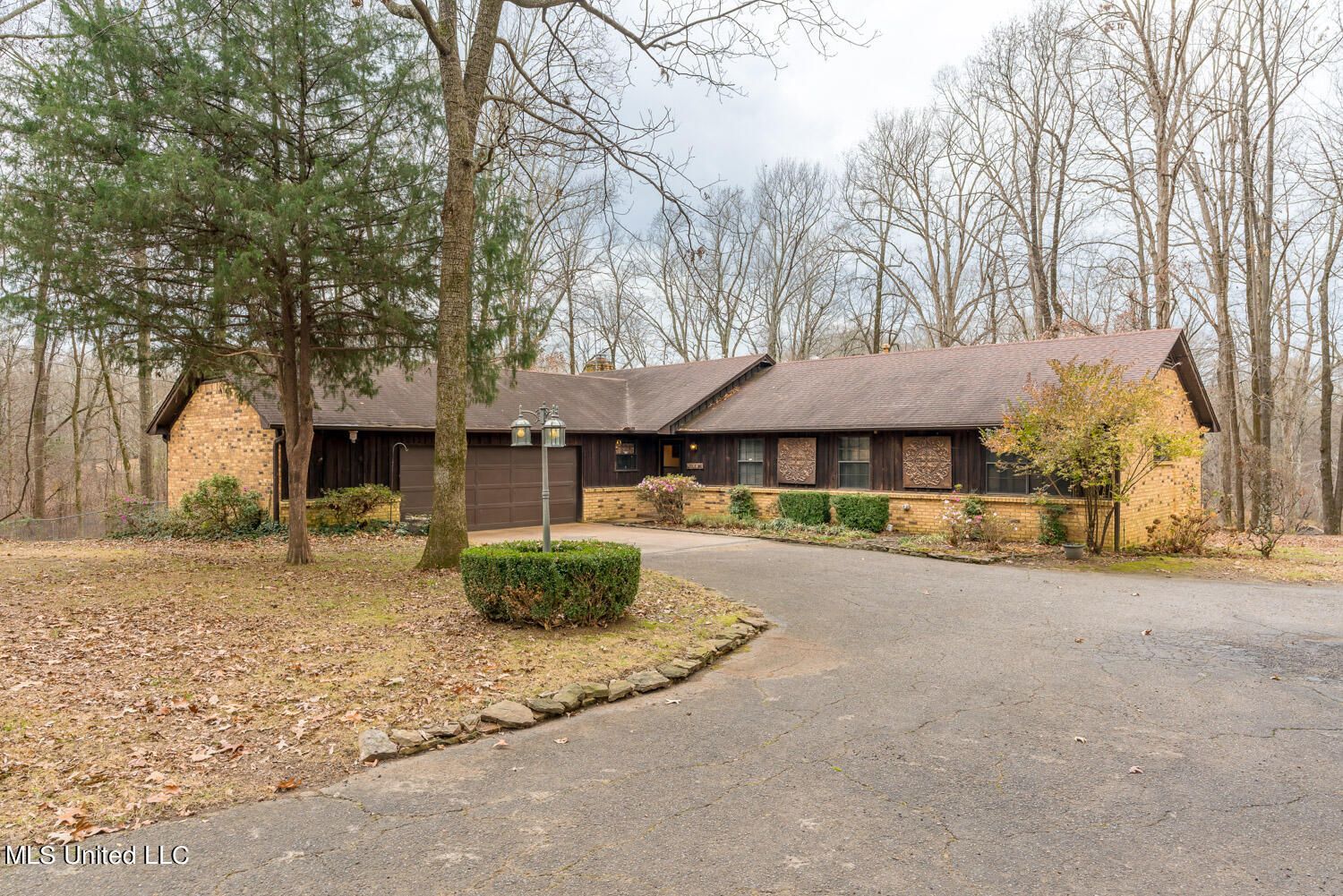 3.1 Acres, 8739 Lakeshore Drive, Walls, MS 38680 Land and Farm