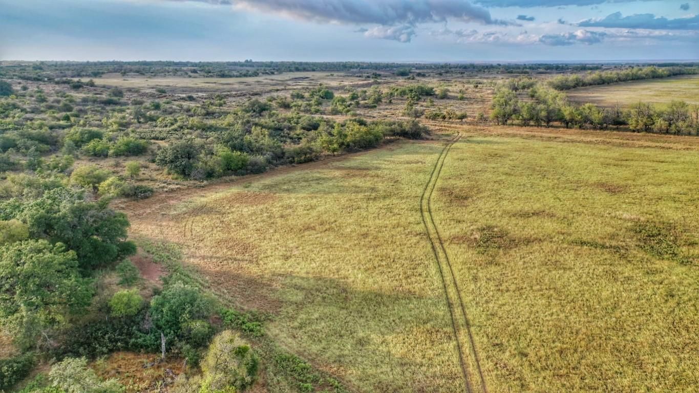 2,498 acres in Chillicothe, TX, 79225 Land and Farm