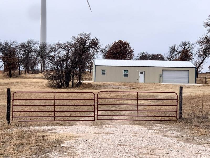 5 Acres, 49269 County Road 272, Ames, OK 73718 Land and Farm