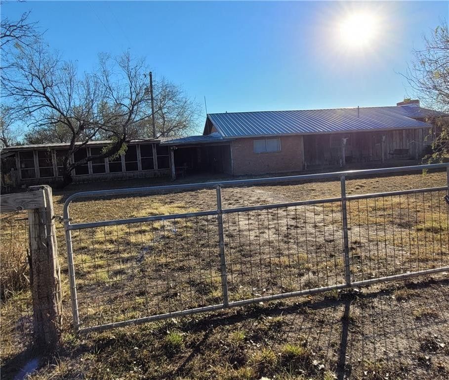 2 Acres, 472 County Road 320, Alice, TX 78332 Land and Farm
