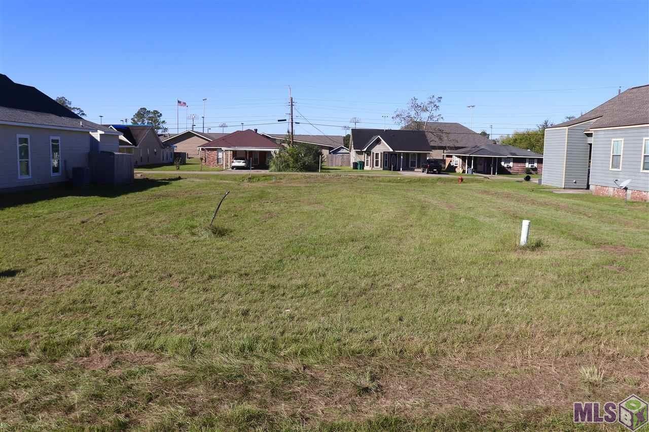 0.09 Acres, Lot 8 S IBERVILLE AVE, Gonzales, LA 70737 Land and Farm