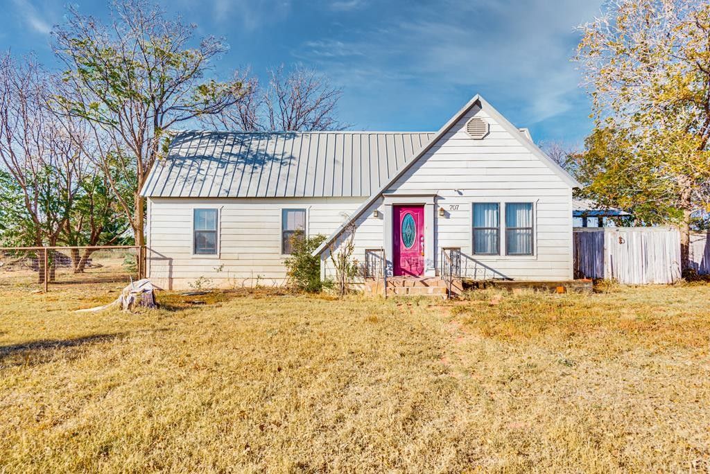 4 Acres, 707 E County Rd 132, Midland, TX 79706 Land and Farm