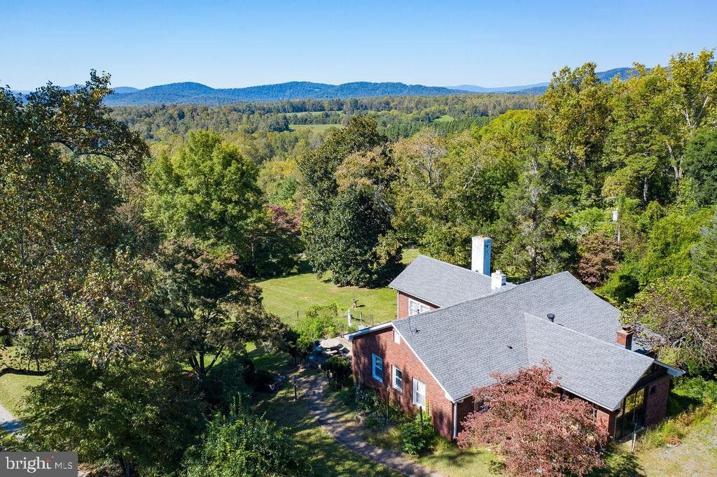 4319 SCOTTSVILLE ROAD, Charlottesville, VA 22902 MLS VAAB102124 Land and Farm