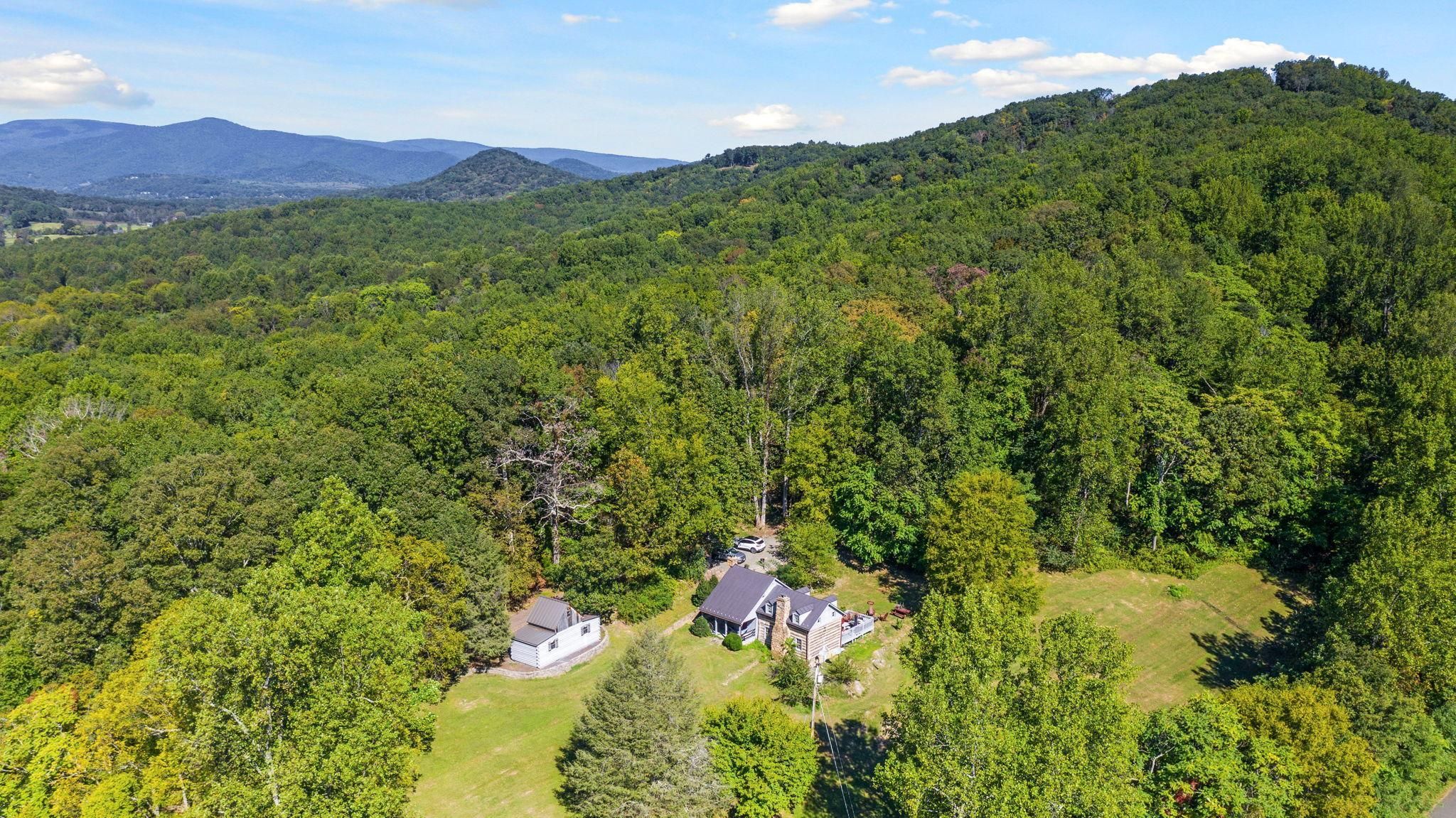 10 Oyster Lane, LotWP001, Castleton, VA 22716 Land and Farm