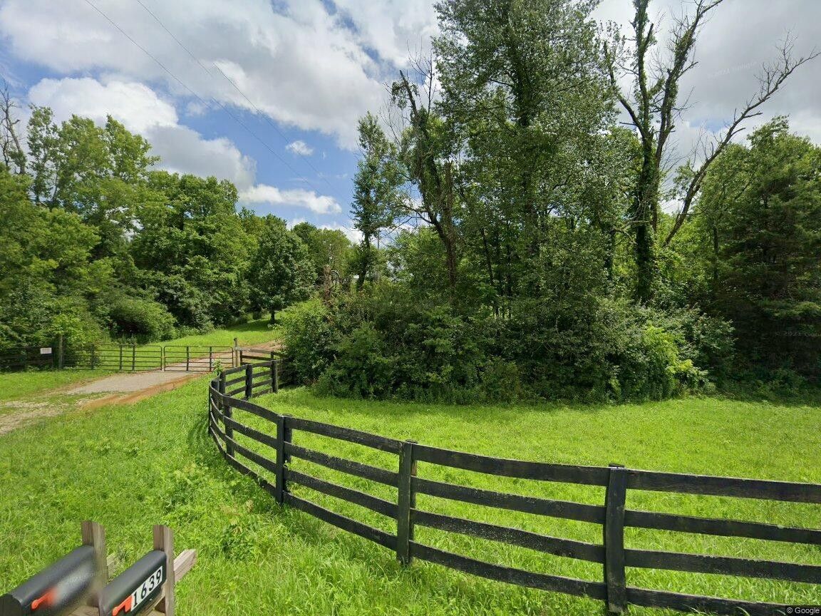 46 Acres, 1639 Logana Pike, Nicholasville, KY 40356 Land and Farm