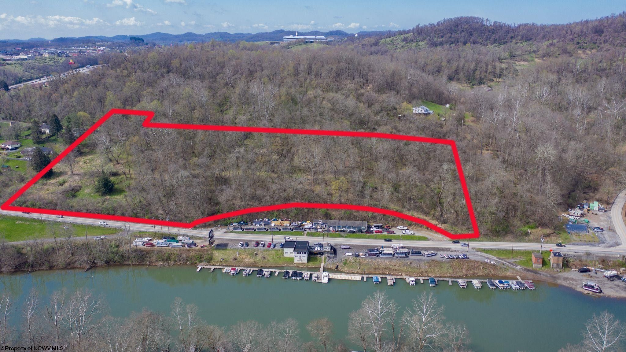 7 Acres, 2107 Whitehall Boulevard, Fairmont, WV 26554 Land and Farm