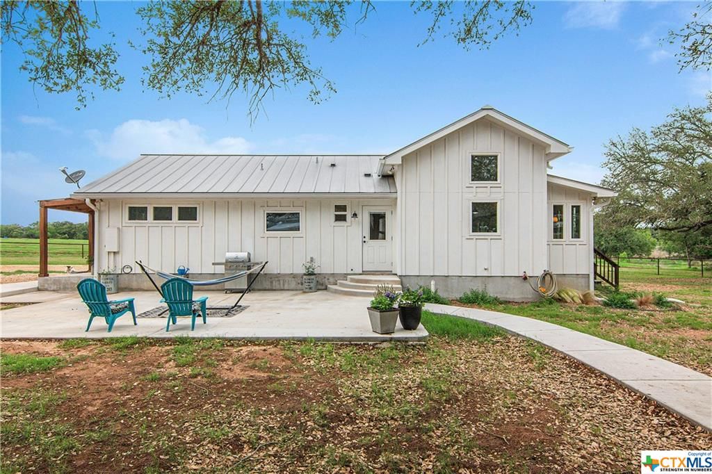 28.15 Acres, 837 County Road 426, Stockdale, TX 78160 Land and Farm