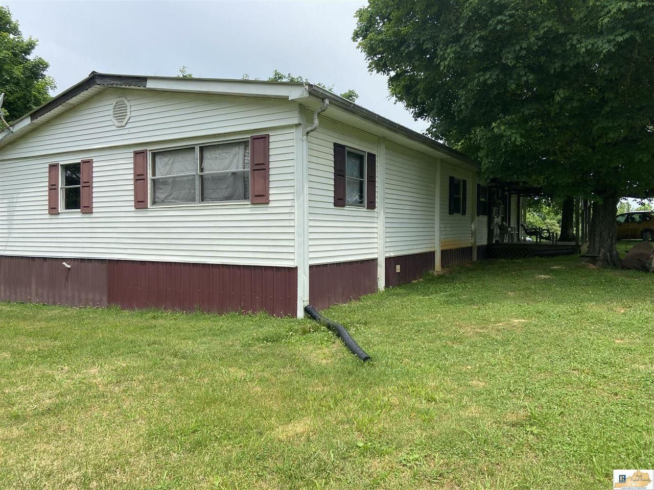 12 Acres, 4950 Bramlett Road, Greensburg, KY 42743 Land and Farm