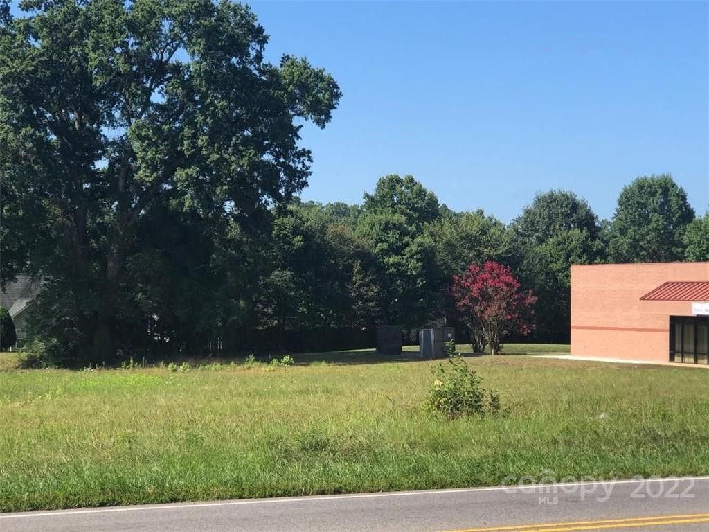 2.9 Acres, 814 Oakridge Farm Highway, Mooresville, NC 28115 Land and Farm