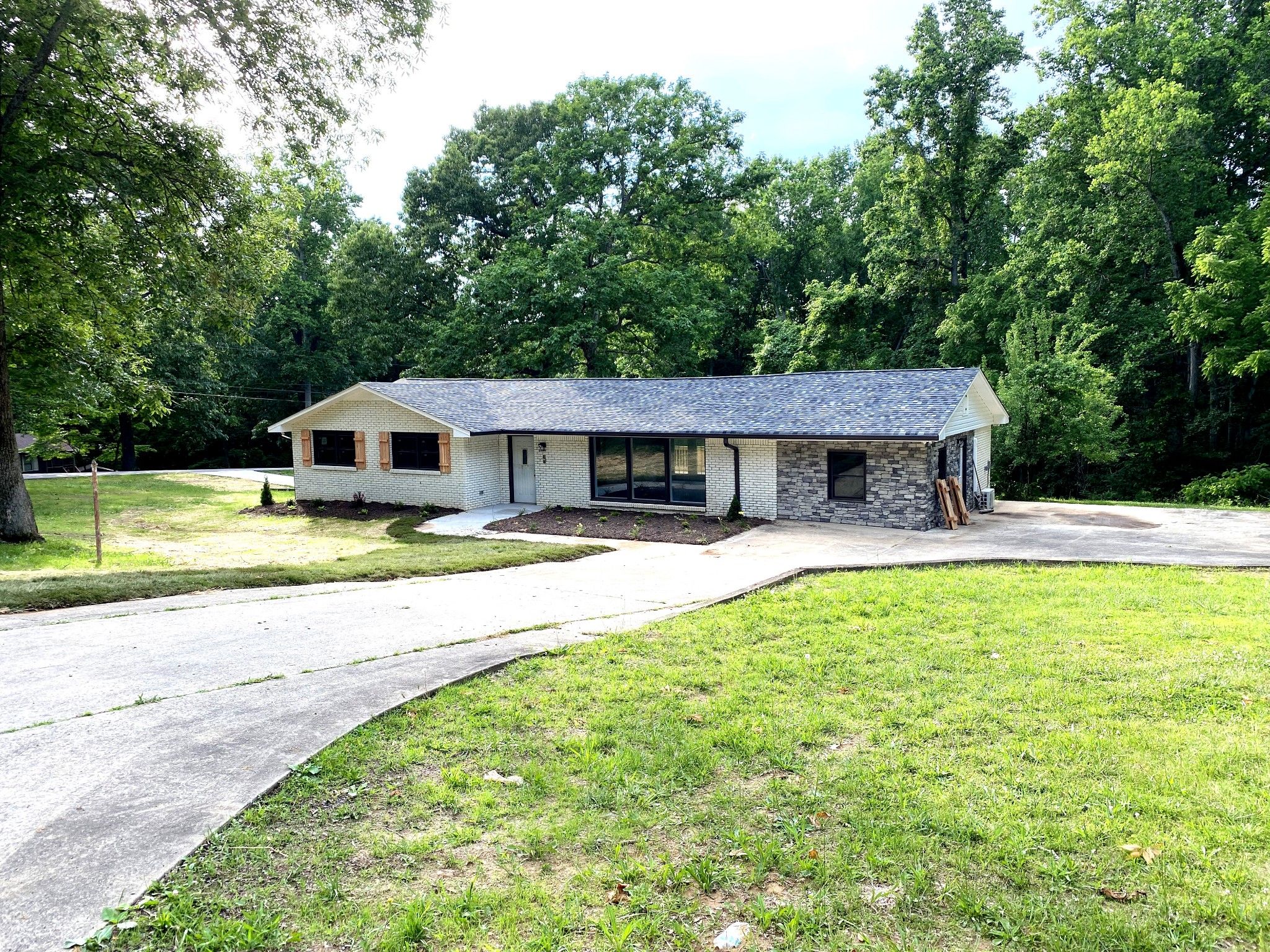 1.9 Acres, 436 Sandy Rd, Dover, TN 37058 Land and Farm