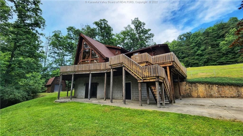 2.63 Acres, 87 Country Oaks, Sissonville, WV 25312 Land and Farm