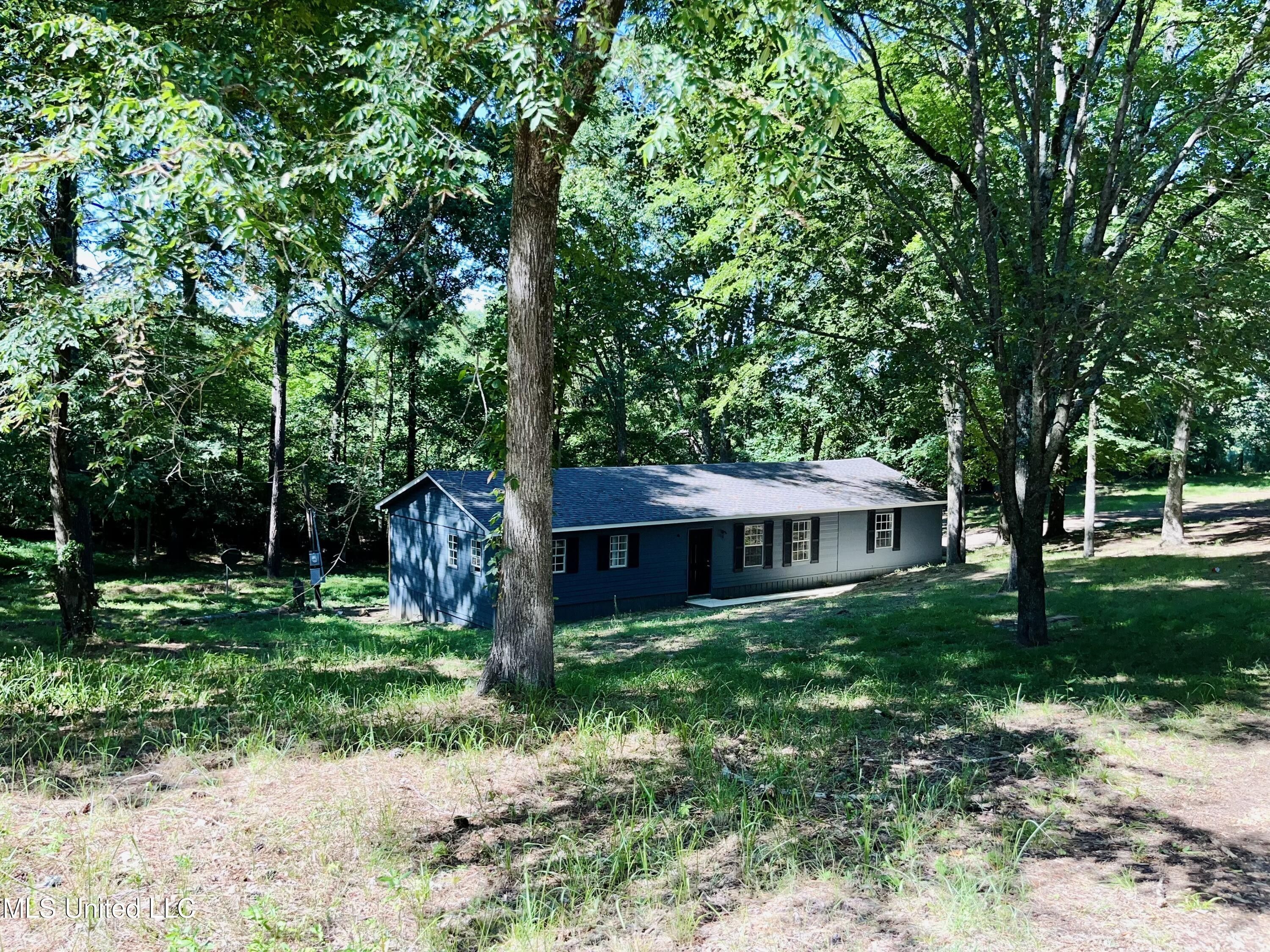 1.9 Acres, 498 Peavine Road, Coldwater, MS 38618 Land and Farm
