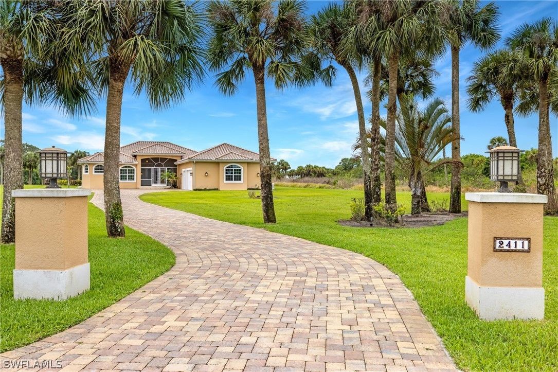 1.43 Acres, 2411 River Way, Labelle, FL 33935 Land and Farm