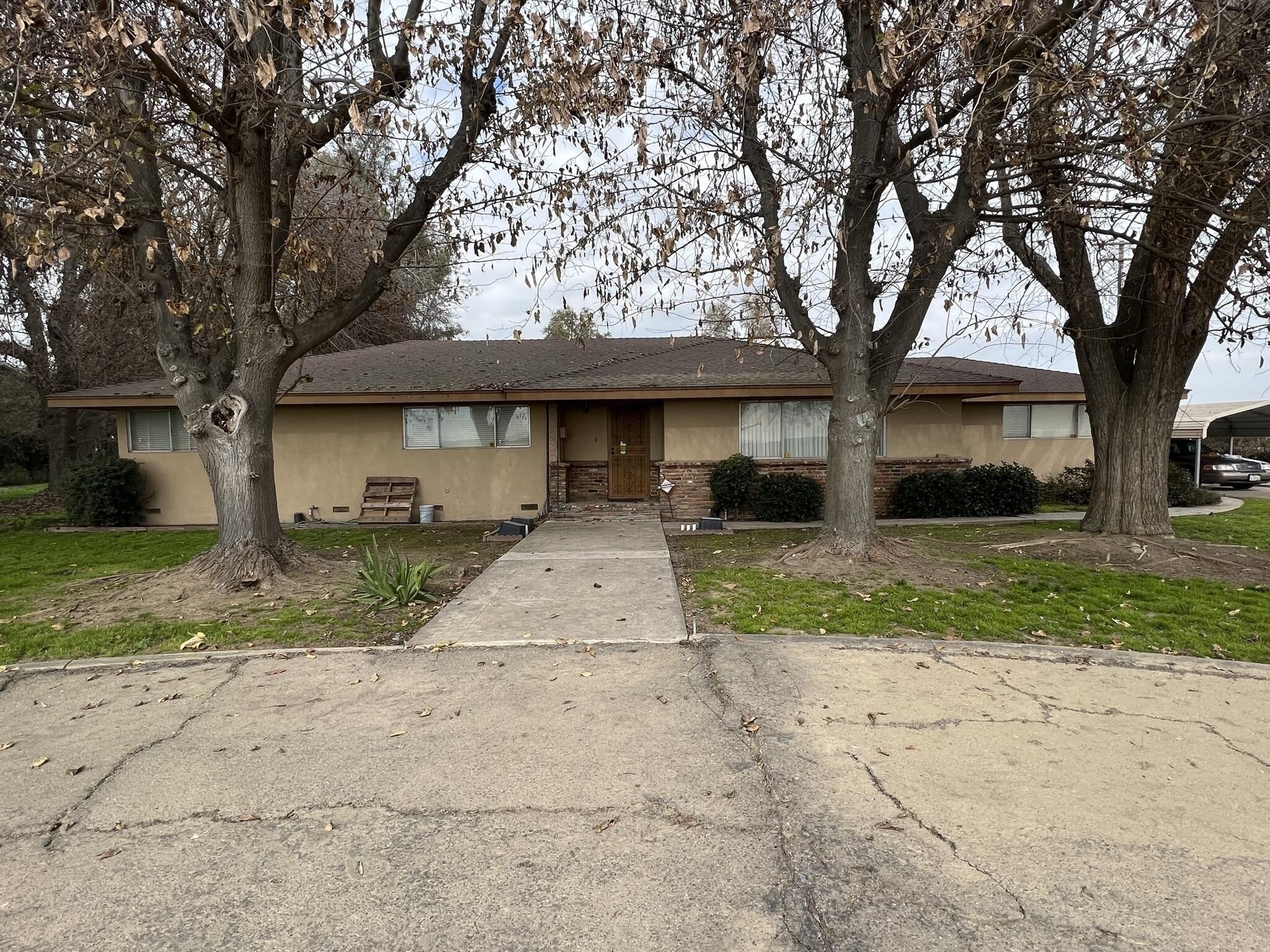 4 Acres, 10682 Avenue 104, Pixley, CA 93256 Land and Farm