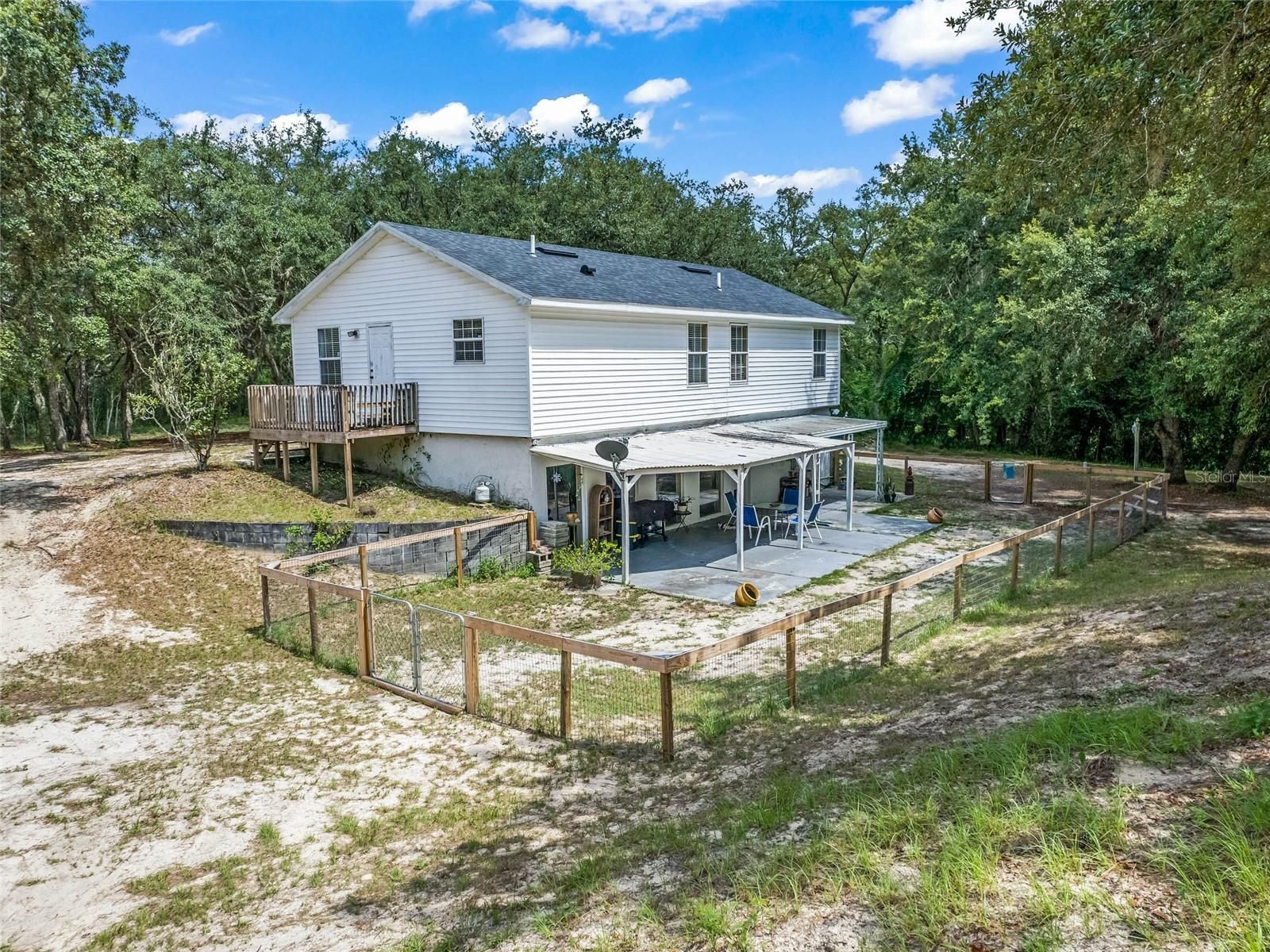 8217 Hatteras Dr, ster, FL 33597 MLS G5057951 Land and Farm