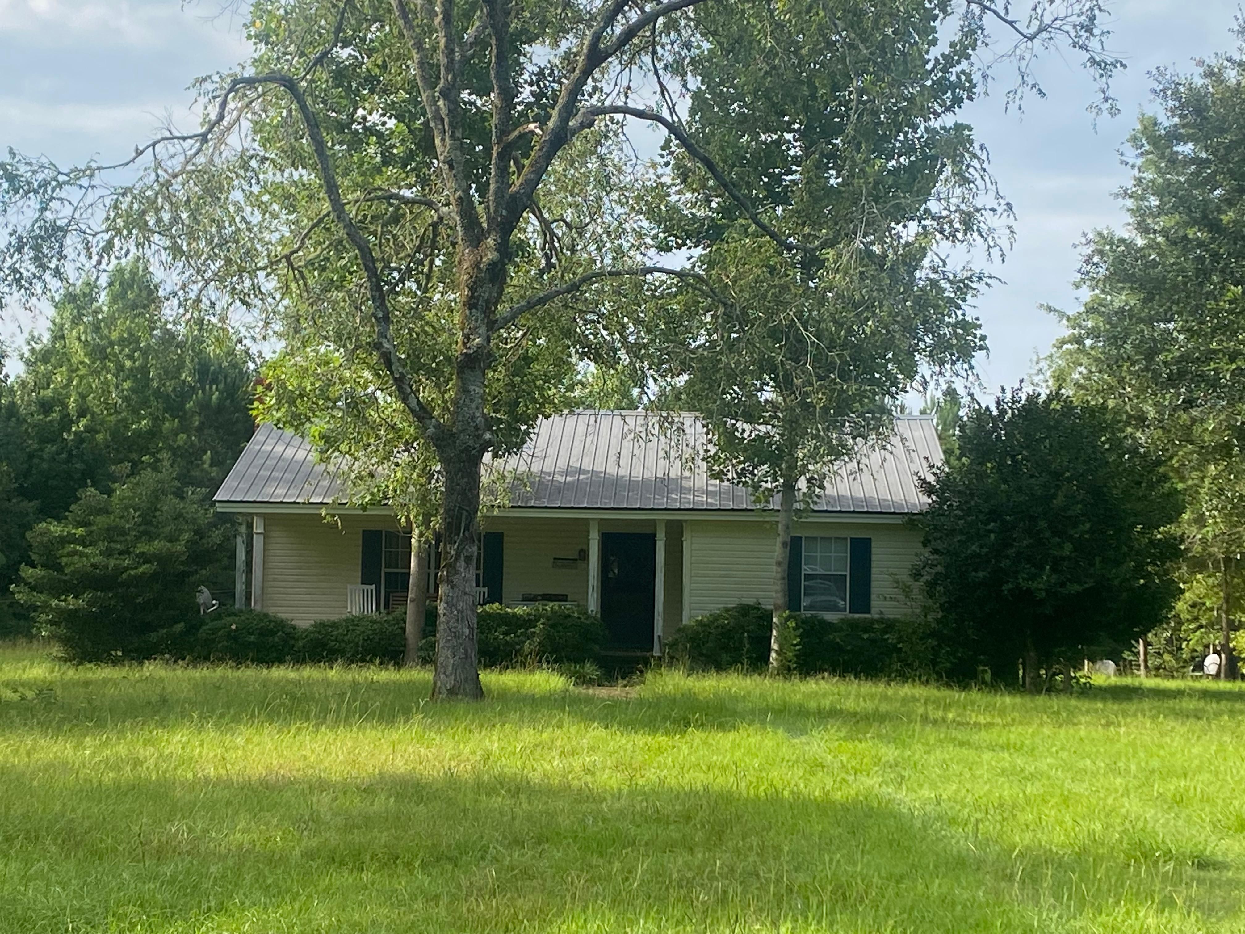 160 acres in Boligee, AL, 35443 Land and Farm