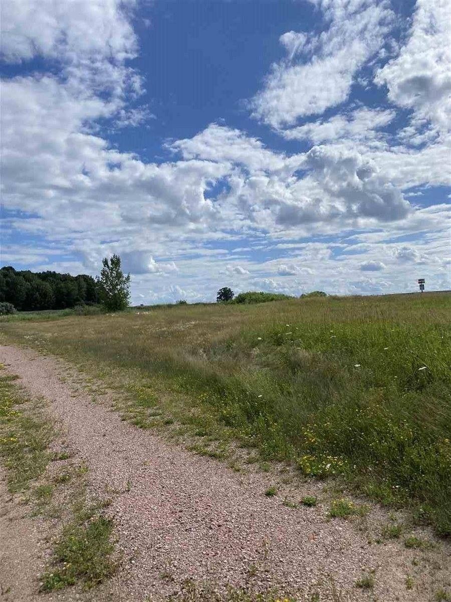 31.97 Acres, Heritage Drive, Marshfield, WI 54449 Land and Farm