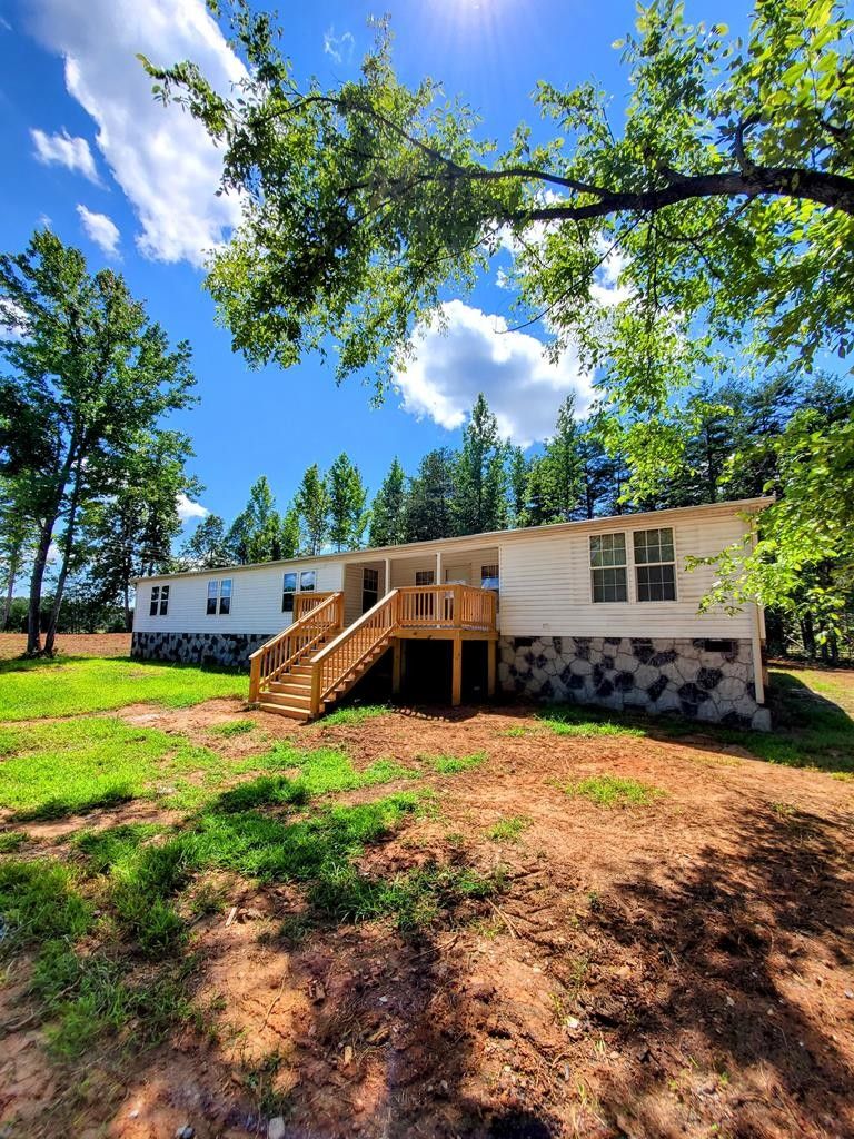 11 Acres, 12532 Kings Highway, Drakes Branch, VA 23937 Land and Farm