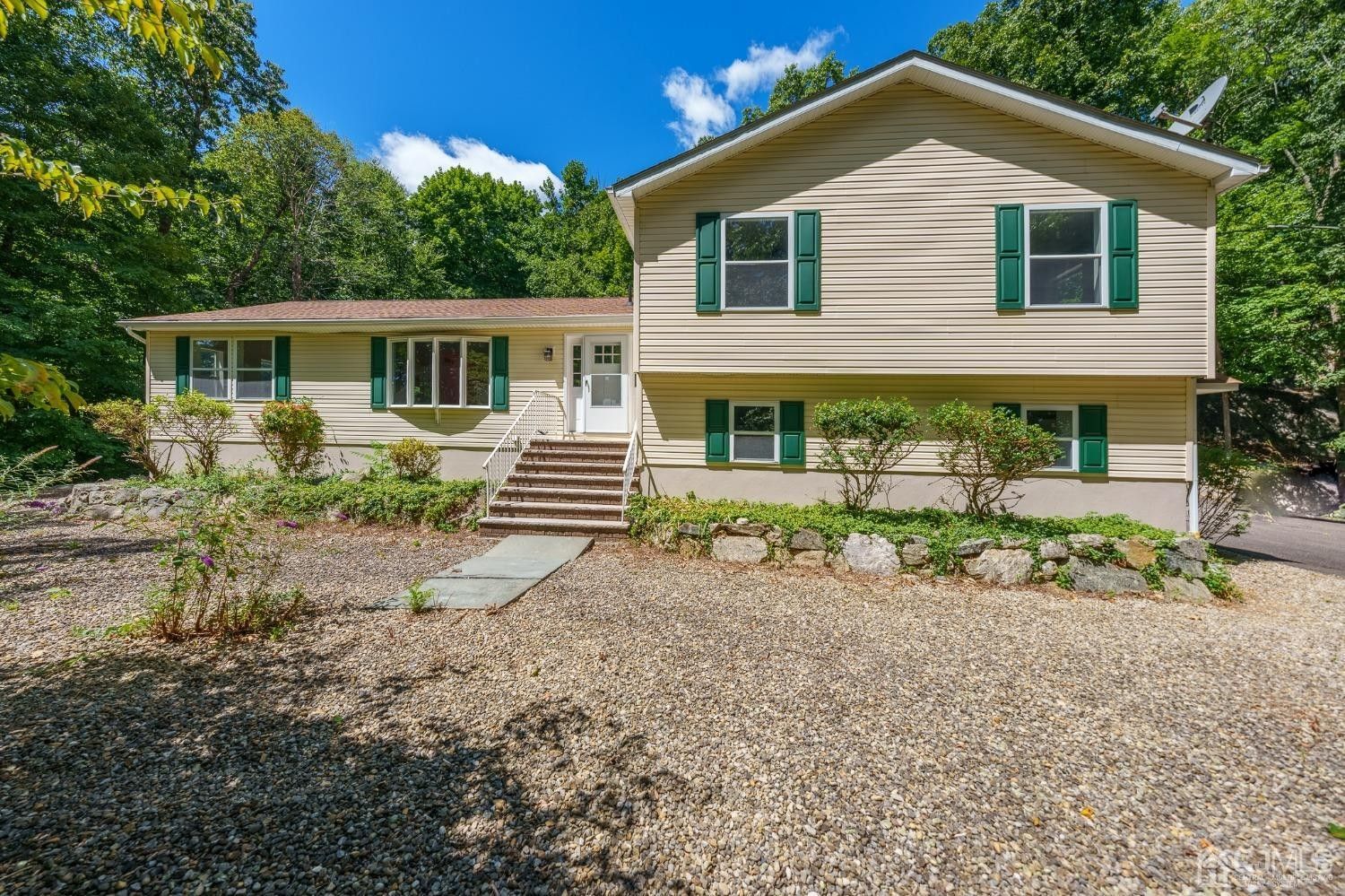 7.83 Acres, 1 Logan Lane, Vernon, NJ 07461 Land and Farm